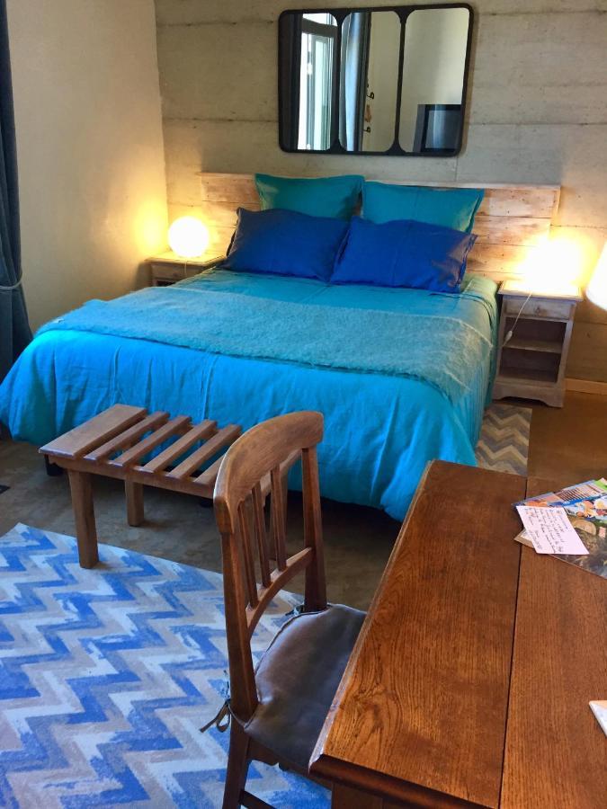Cote Puy-De Dome Bed & Breakfast ออร์ซีนส์ ภายนอก รูปภาพ